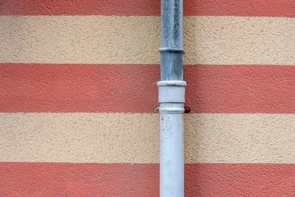 Metal drainpipe